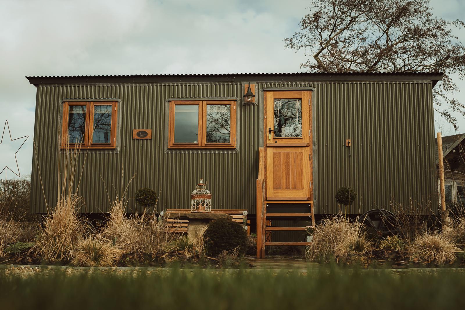 Exterior of Bailey Huts luxury shepherd’s hut in the Ribble Valley